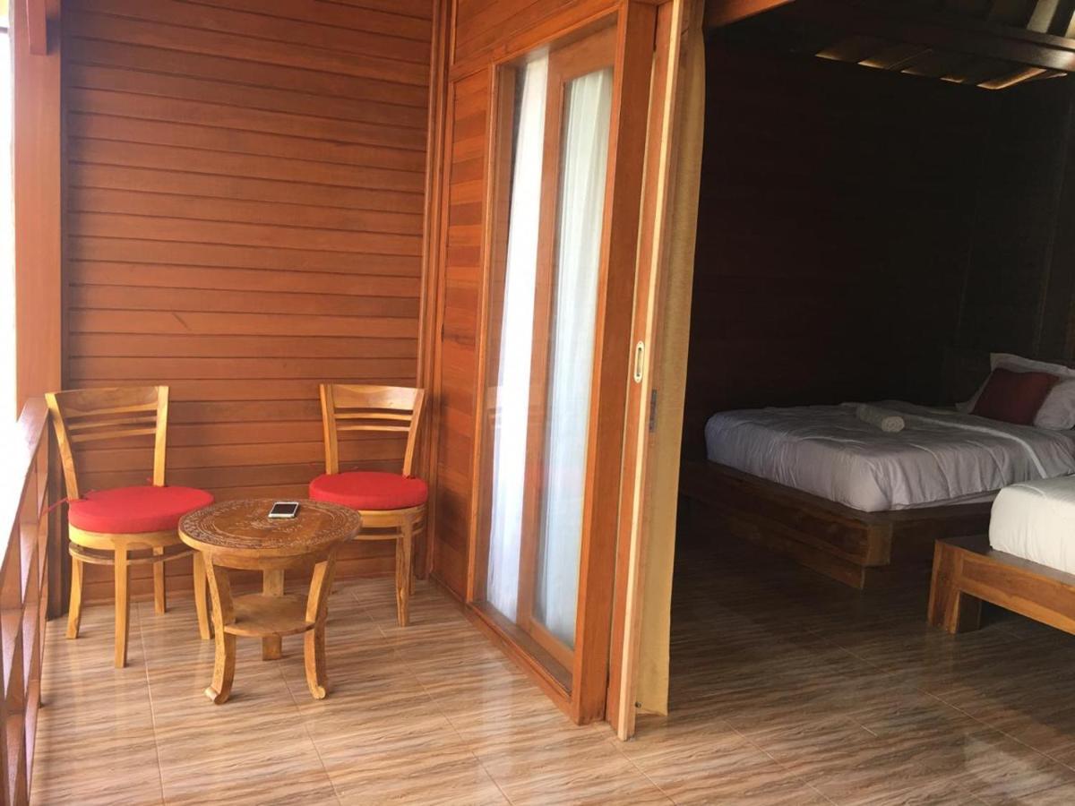 Wahyu Homestay 1 Lembongan Kültér fotó