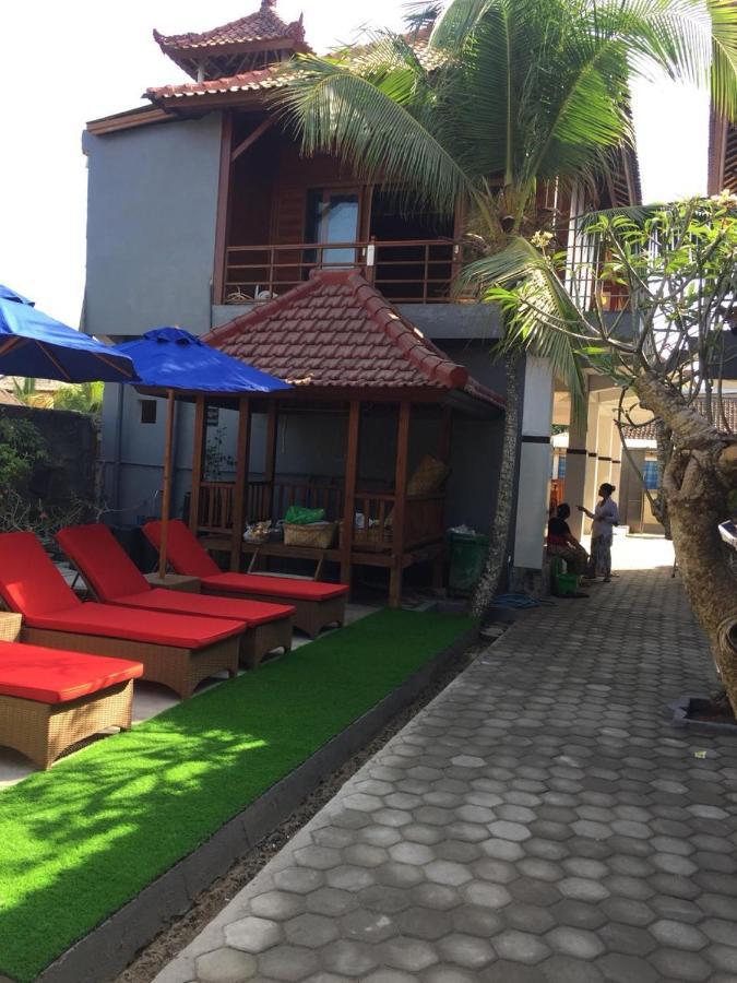Wahyu Homestay 1 Lembongan Kültér fotó