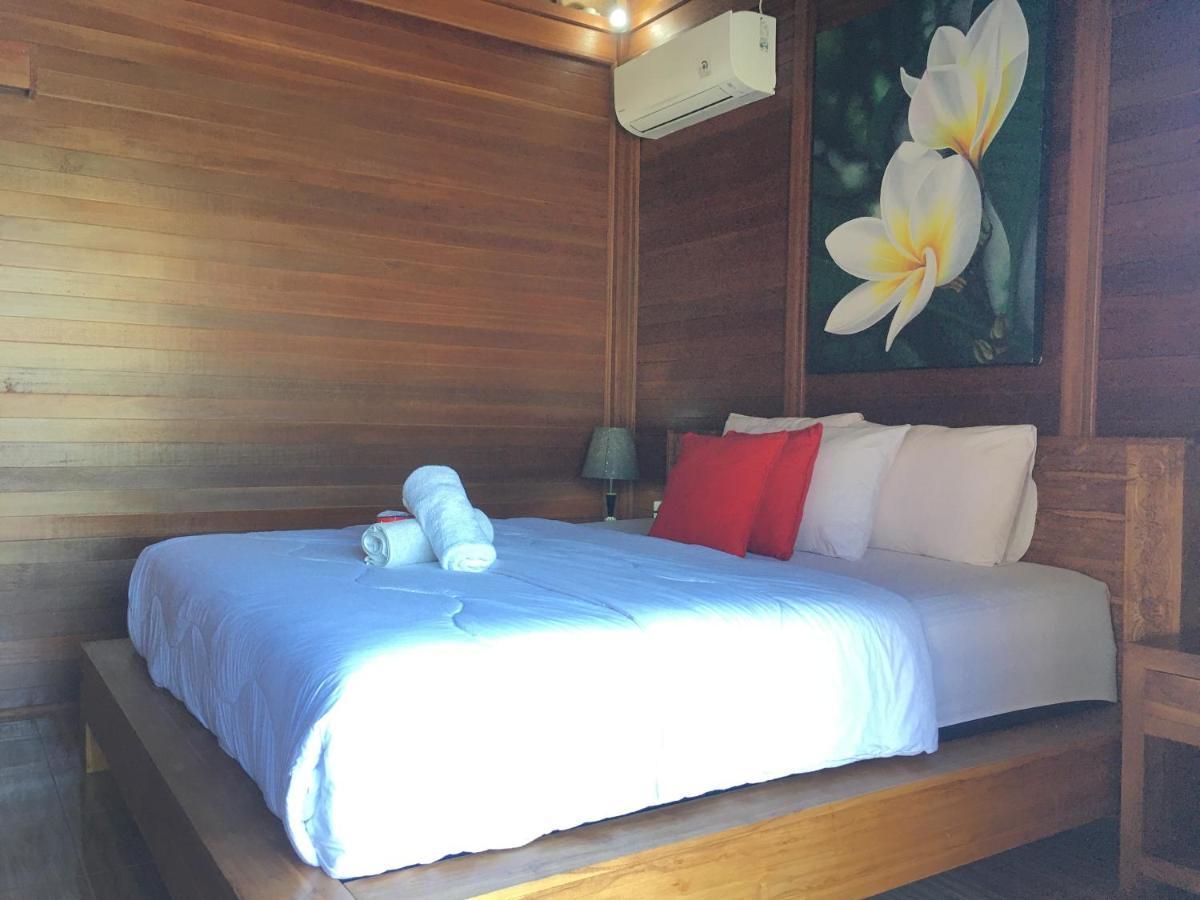 Wahyu Homestay 1 Lembongan Kültér fotó