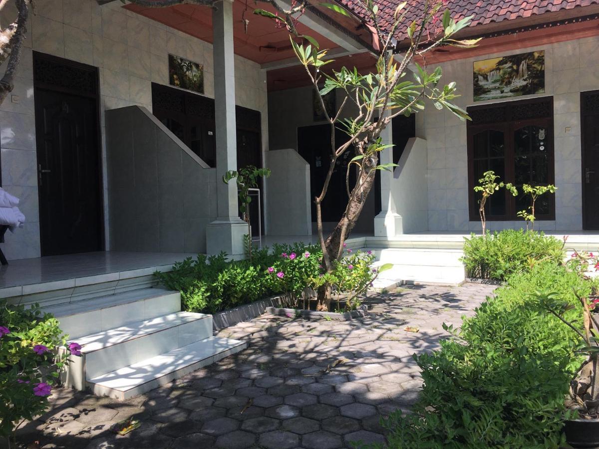 Wahyu Homestay 1 Lembongan Kültér fotó