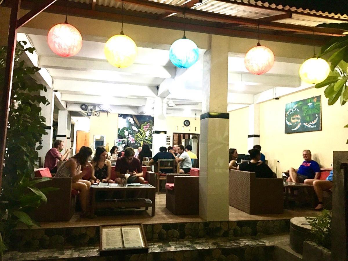 Wahyu Homestay 1 Lembongan Kültér fotó