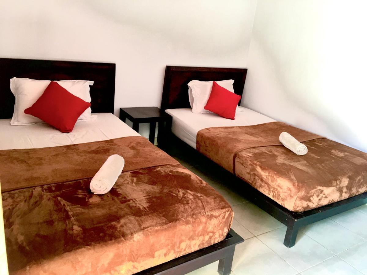Wahyu Homestay 1 Lembongan Kültér fotó