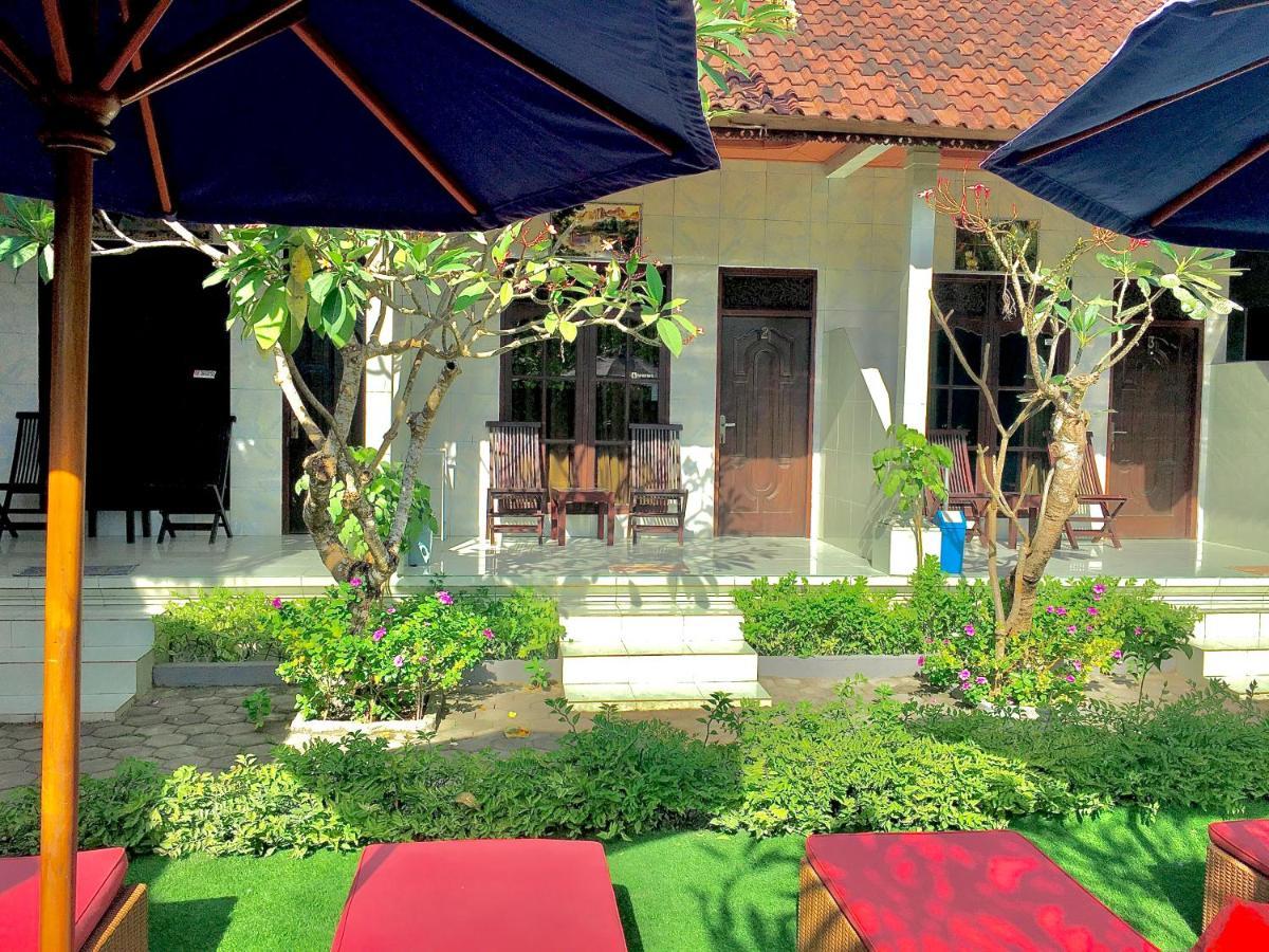 Wahyu Homestay 1 Lembongan Kültér fotó